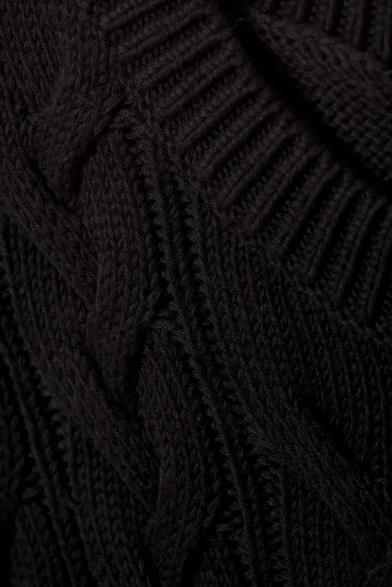 Cable Knit Cotton Vest – Black Cable Knit Cotton Vest – Black