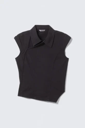 Cap-Sleeved Asymmetric Ripstop Top – Black