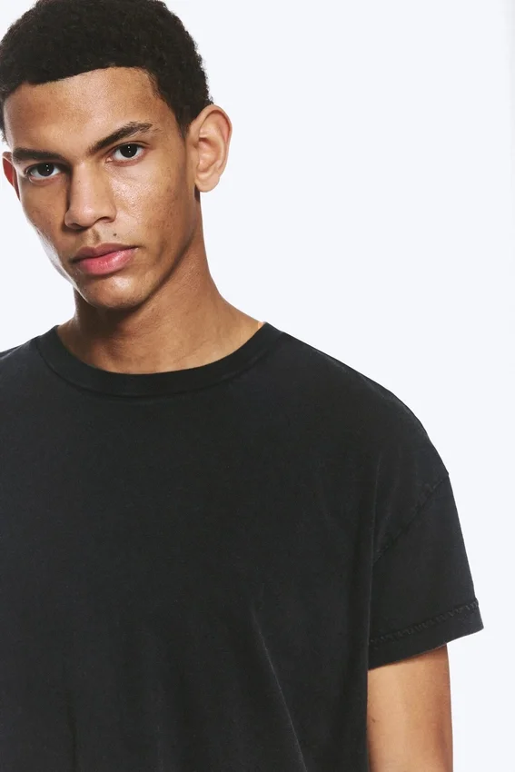 Cap-Sleeved Boxy Cotton T-Shirt – Worn Black Cap-Sleeved Boxy Cotton T-Shirt – Worn Black