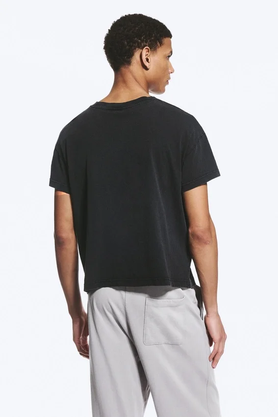 Cap-Sleeved Boxy Cotton T-Shirt – Worn Black Cap-Sleeved Boxy Cotton T-Shirt – Worn Black