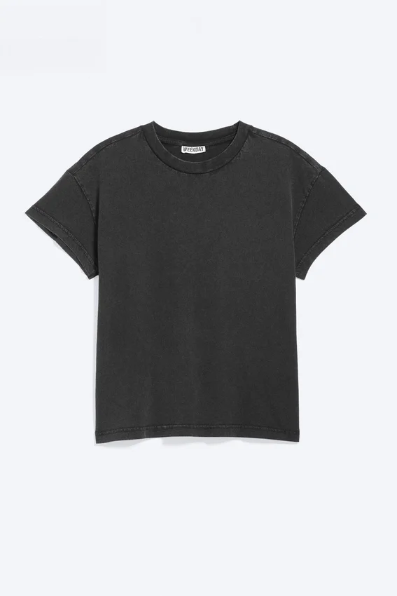 Cap-Sleeved Boxy Cotton T-Shirt – Worn Black Cap-Sleeved Boxy Cotton T-Shirt – Worn Black
