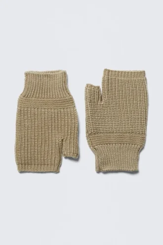 Chunky Fingerless Knitted Mittens – Sand Beige