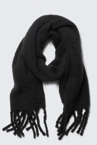Chunky Fringed Scarf – Black