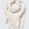 Chunky Fringed Scarf – White Chunky Fringed Scarf – White