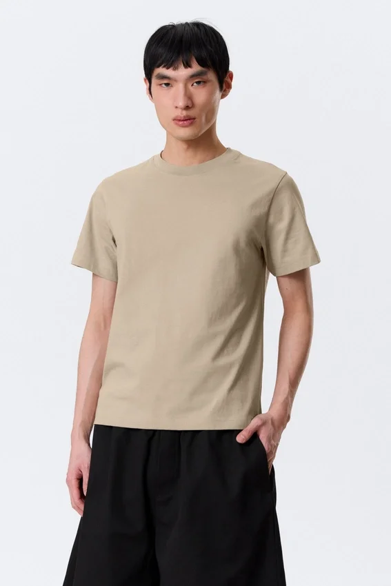 Classic Fit T-Shirt – Light Beige Classic Fit T-Shirt – Light Beige