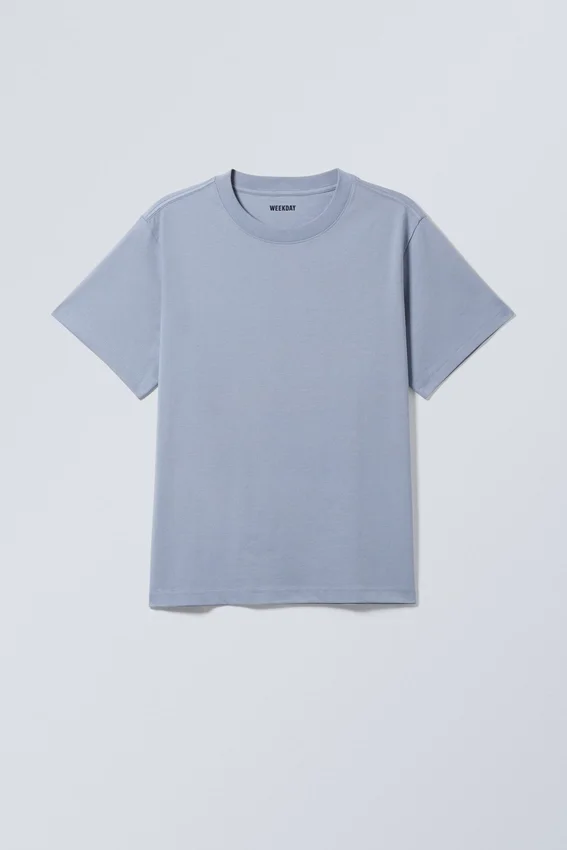 Classic Fit T-Shirt – Light Dusty Blue Classic Fit T-Shirt – Light Dusty Blue