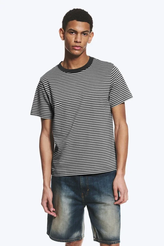 Classic Fit T-Shirt – Striped Grey Classic Fit T-Shirt – Striped Grey