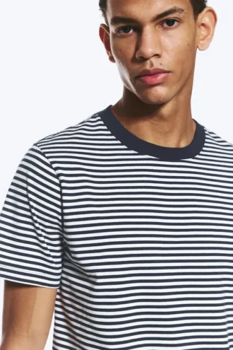 Classic Fit T-Shirt – White – Striped Navy