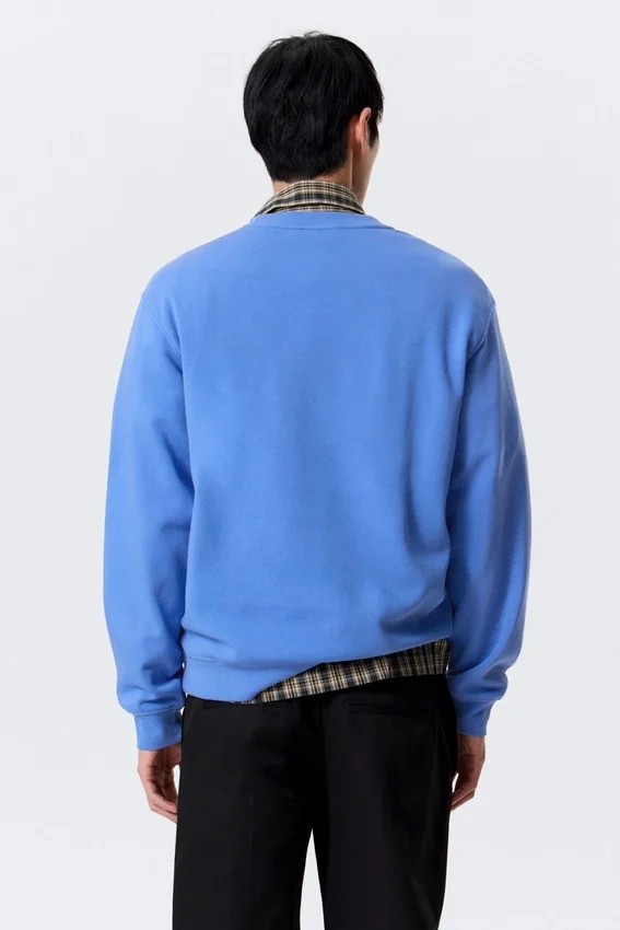 Classic Sweatshirt – Blue Classic Sweatshirt – Blue