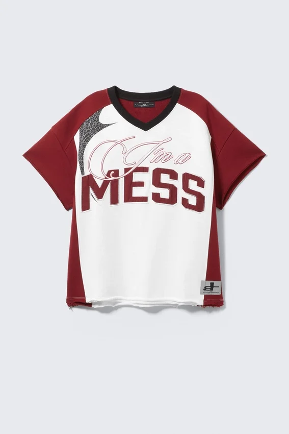 Cm X Lb Short-Sleeved Unisex Football T-Shirt – Dark Red & White – I’m a Mess | Cheap Monday Gb Cm X Lb Short-Sleeved Unisex Football T-Shirt – Dark Red & White – I’m a Mess | Cheap Monday Gb