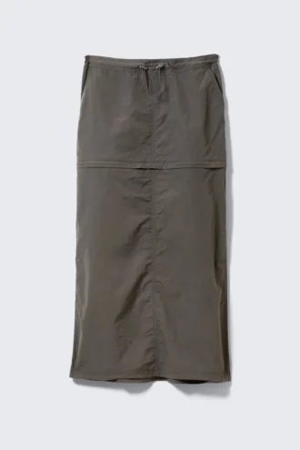 Convertible Nylon Cargo Skirt – Dark Grey Convertible Nylon Cargo Skirt – Dark Grey