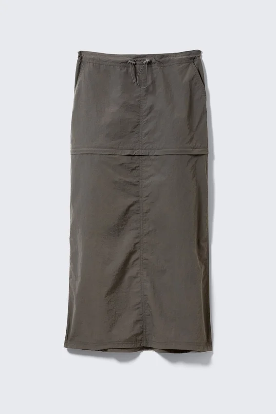Convertible Nylon Cargo Skirt – Dark Grey Convertible Nylon Cargo Skirt – Dark Grey