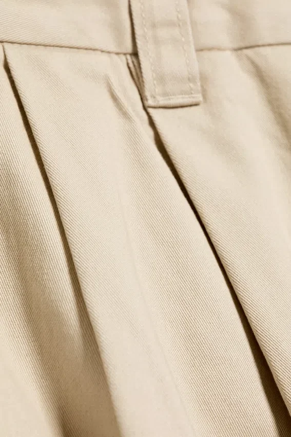 Cotton Chino Shorts – Light Dusty Beige Cotton Chino Shorts – Light Dusty Beige