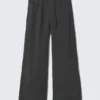 Crinkle Low Waist Loose Fit Trousers – Dark Grey