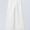 Crinkle Low Waist Loose Fit Trousers – White Crinkle Low Waist Loose Fit Trousers – White