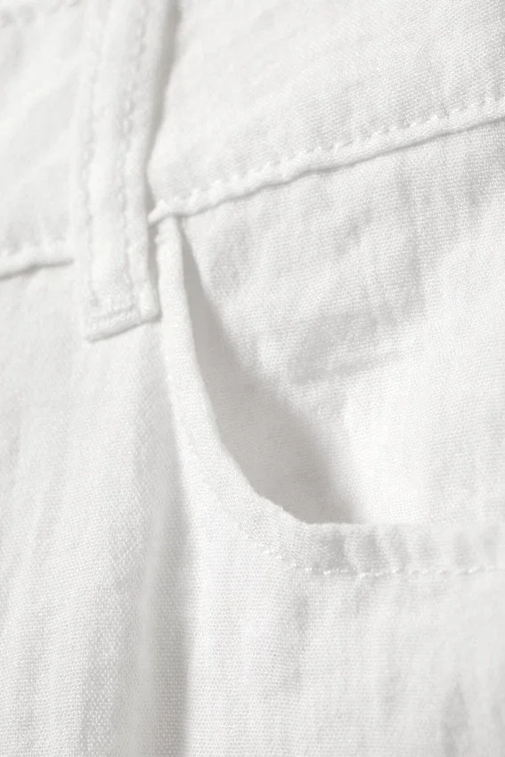 Crinkle Low Waist Loose Fit Trousers – White Crinkle Low Waist Loose Fit Trousers – White