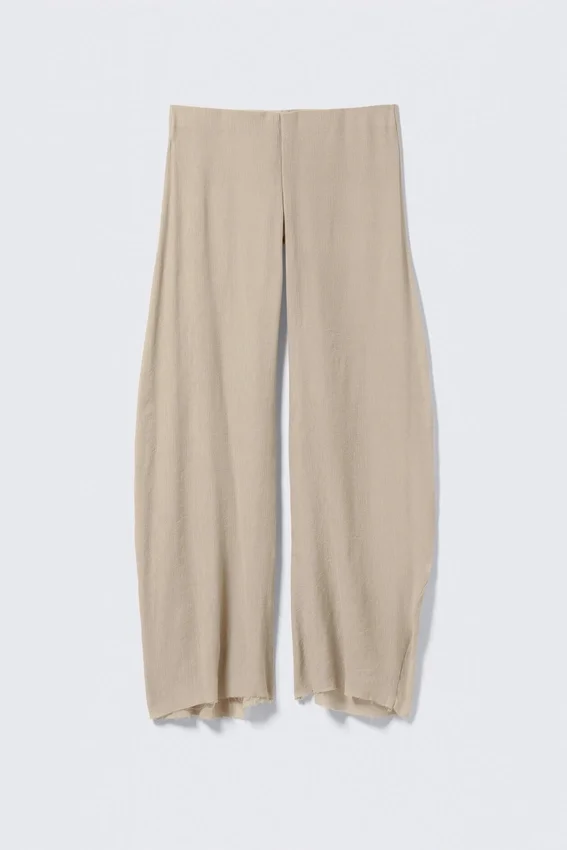 Crinkled Low-Rise Wide-Leg Trousers – Light Beige Crinkled Low-Rise Wide-Leg Trousers – Light Beige