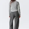 Cropped Knitted V-Neck Cardigan – Grey Melange Cropped Knitted V-Neck Cardigan – Grey Melange