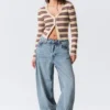 Cropped Knitted V-Neck Cardigan – Striped Brown Cropped Knitted V-Neck Cardigan – Striped Brown