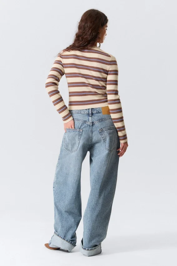 Cropped Knitted V-Neck Cardigan – Striped Brown Cropped Knitted V-Neck Cardigan – Striped Brown