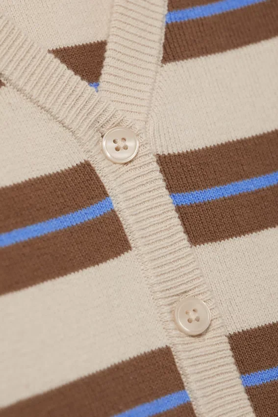 Cropped Knitted V-Neck Cardigan – Striped Brown Cropped Knitted V-Neck Cardigan – Striped Brown