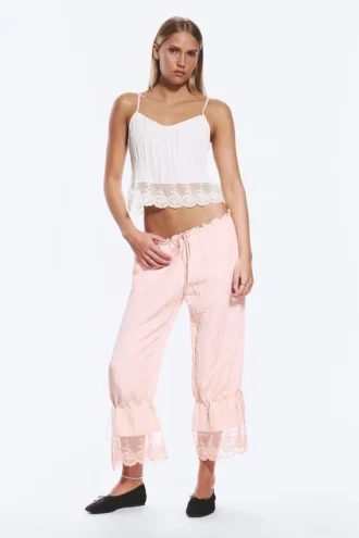 Cropped Lace‑Trim Camisole – White
