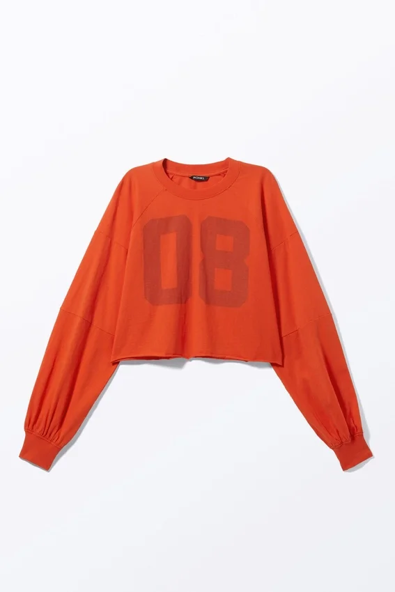 Cropped Long-Sleeved T-Shirt – Bright Orange – 08 Cropped Long-Sleeved T-Shirt – Bright Orange – 08