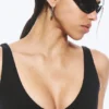 Cropped Plunge Sports Top – Black Cropped Plunge Sports Top – Black