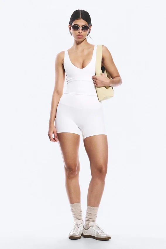 Cropped Plunge Sports Top – White Cropped Plunge Sports Top – White