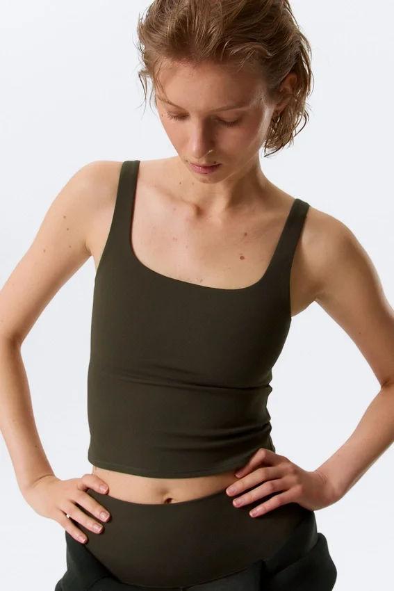Cropped Sports Top – Dark Brown Cropped Sports Top – Dark Brown