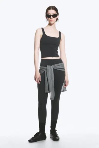 Cropped Sports Top – Dark Grey