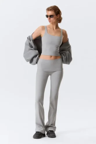 Cropped Sports Top – Light Dusty Grey