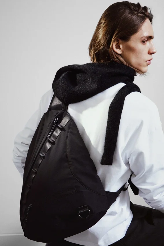 Crossbody Sling Bag – Black Crossbody Sling Bag – Black