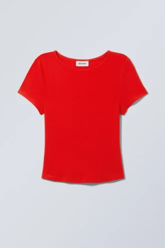 Curved Hem Fitted Modal T-Shirt – Red