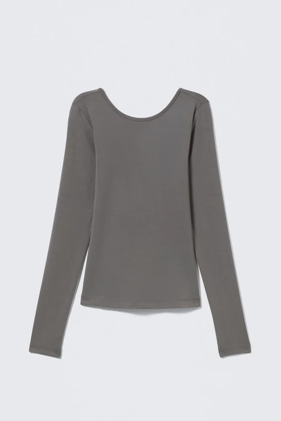 Deep Back Long-Sleeved Top – Grey Deep Back Long-Sleeved Top – Grey