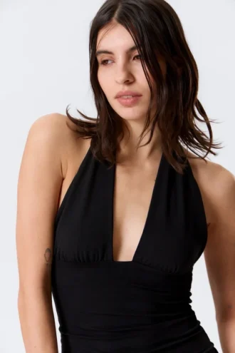 Deep Halterneck Top – Black