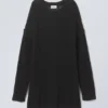 Dilaria Oversized Sweater – Black Dilaria Oversized Sweater – Black