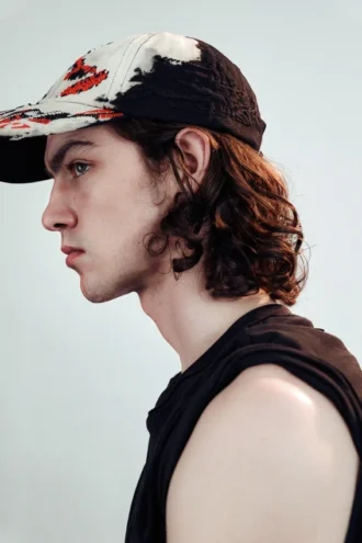 Distressed Embroidered Baseball Cap – Black