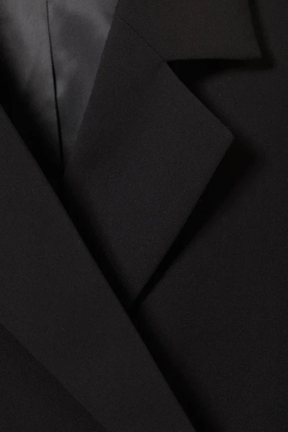 Double-Breasted Suiting Blazer – Black Double-Breasted Suiting Blazer – Black
