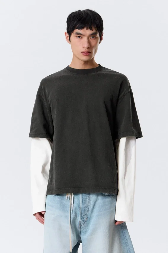 Double-Layered Cotton T-Shirt – Black & White Double-Layered Cotton T-Shirt – Black & White