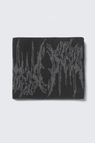 Double Layered Jacquard-Knit Scarf – Black