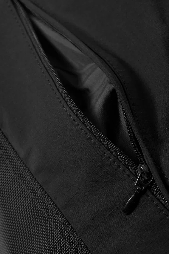 Drawstring Crossbody Bag – Black Drawstring Crossbody Bag – Black