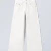 Dual High Waisted Loose Wide Jeans – White Dual High Waisted Loose Wide Jeans – White