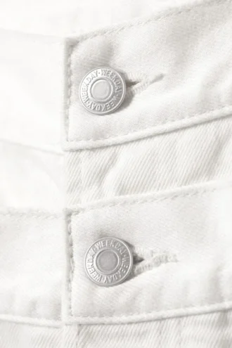 Dual High Waisted Loose Wide Jeans – White Dual High Waisted Loose Wide Jeans – White