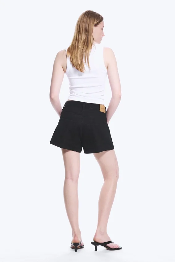 Duchess Low Rise Distressed Mini Denim Shorts – Black Rinse – Black Duchess Low Rise Distressed Mini Denim Shorts – Black Rinse – Black