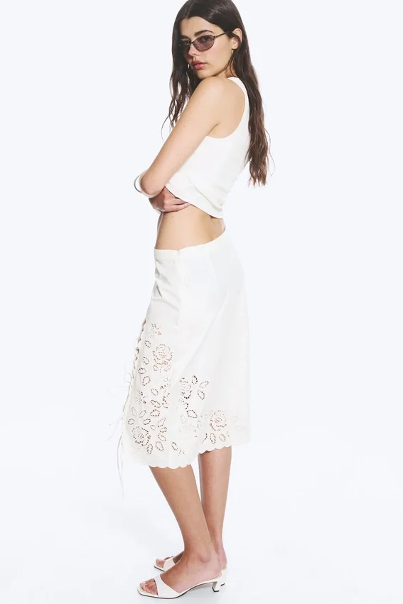 Embroidered Knee Length Cotton Skirt – White Embroidered Knee Length Cotton Skirt – White