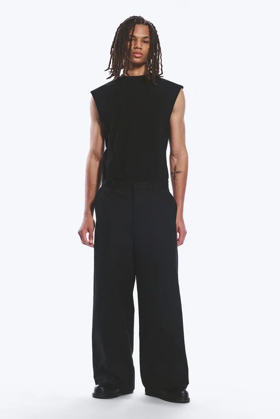 Emil Loose Fit Chino Trousers – Black Emil Loose Fit Chino Trousers – Black