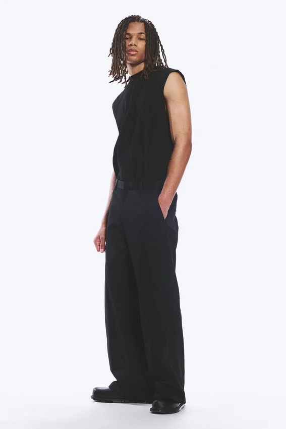 Emil Loose Fit Chino Trousers – Black Emil Loose Fit Chino Trousers – Black