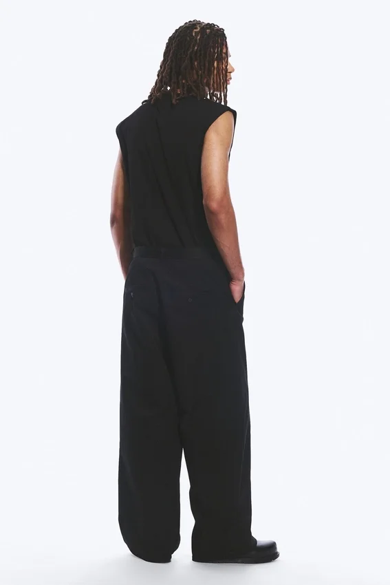 Emil Loose Fit Chino Trousers – Black Emil Loose Fit Chino Trousers – Black