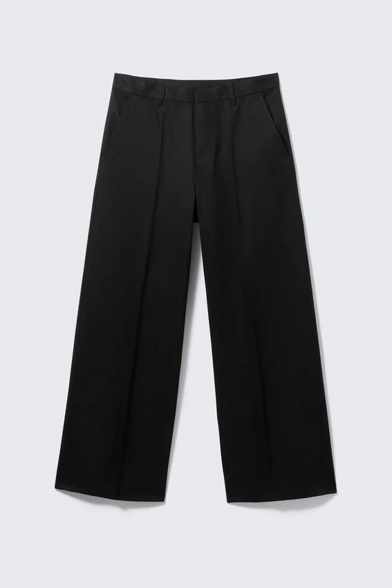 Emil Loose Fit Chino Trousers – Black Emil Loose Fit Chino Trousers – Black